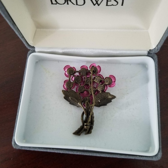 Vintage valentines Rose bouquet Brooch - Picture 4 of 4